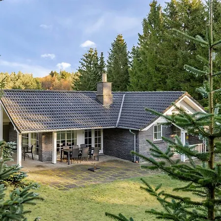 Orger - 30km From The Sea By Interhome Hébergement de vacances